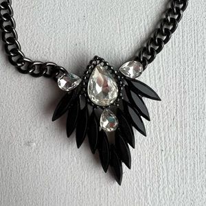 Cära NY costume statement necklace black/silver